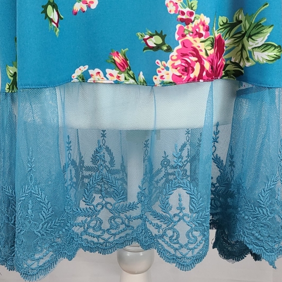 Umgee Blouse - Picture 4 of 14